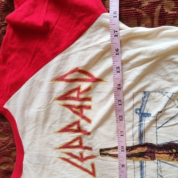Def Leppard baseball jersey tee size SMALL - Picture 3 of 8